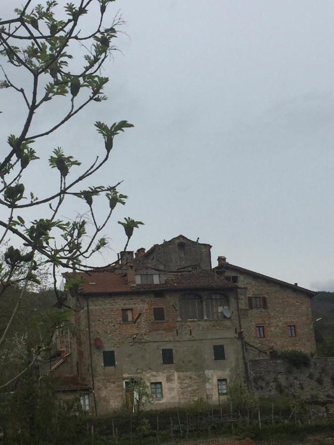 Apartamento Castello Di Urbech Pratovecchio Exterior foto