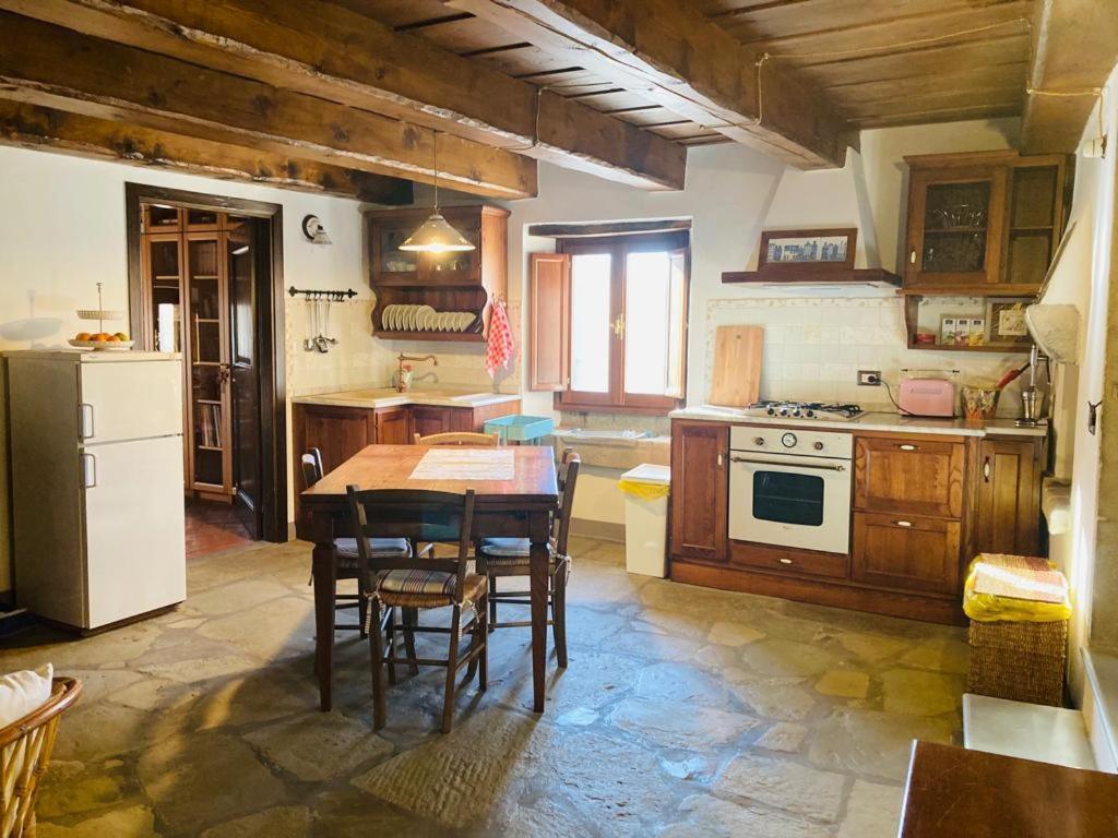 Apartamento Castello Di Urbech Pratovecchio Exterior foto